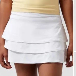 Athleta Girl Swing Skirt S/7 WHITE ….Great for Tennis, Golf, School…
